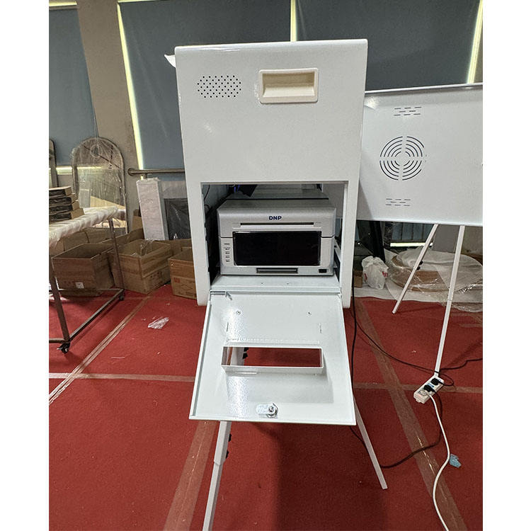 High Quality 21.5 Inch Touch Screen DSLR Booth with Inside Printer Holder Photo Booth for Party and Wedding(Contact to place an order)