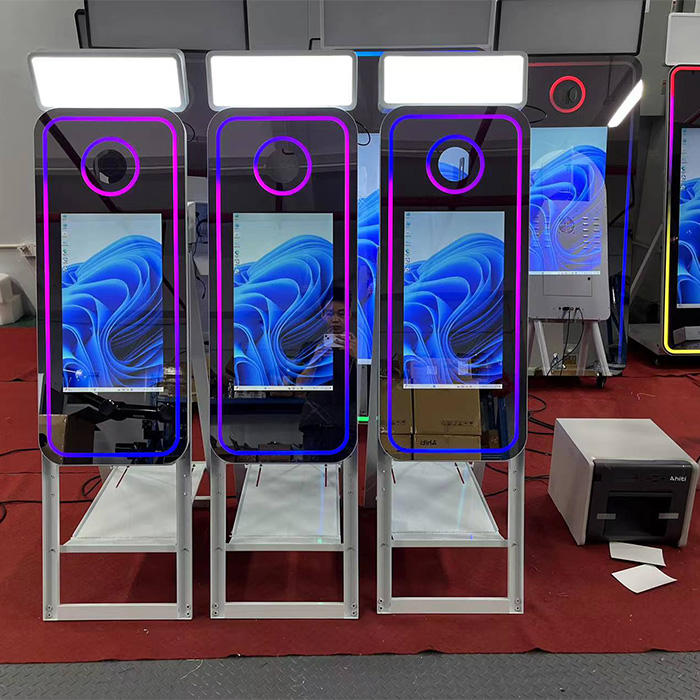 Portable Camera Mirror Photo Booth for Wedding Party for Sale（Contact to place an order）