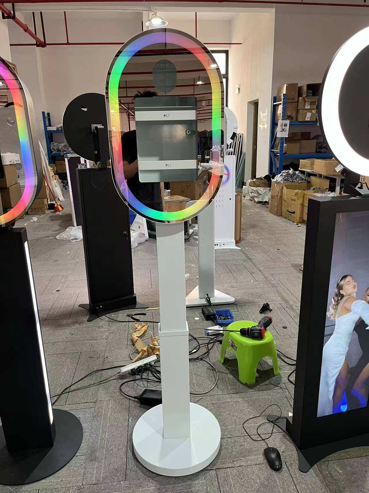 High Quality Selfies Booth Mirror Selfie Portable iPad DSLR Photo Booth(Contact to place an order)